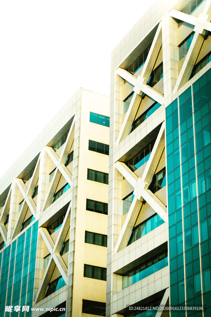 现代风格几何外观建筑