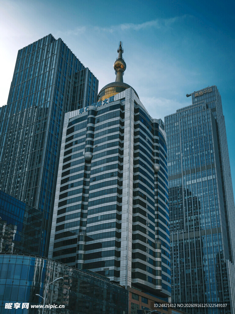 都市摩天大楼景观