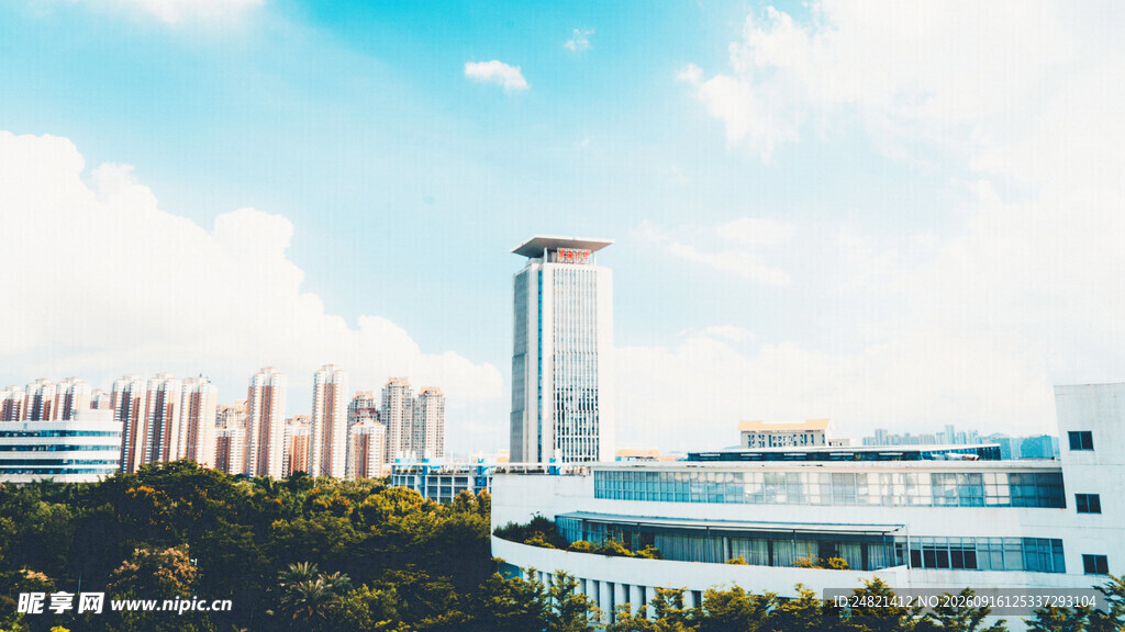 城市中的现代建筑景观