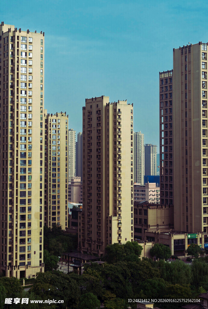 城市高楼林立景观