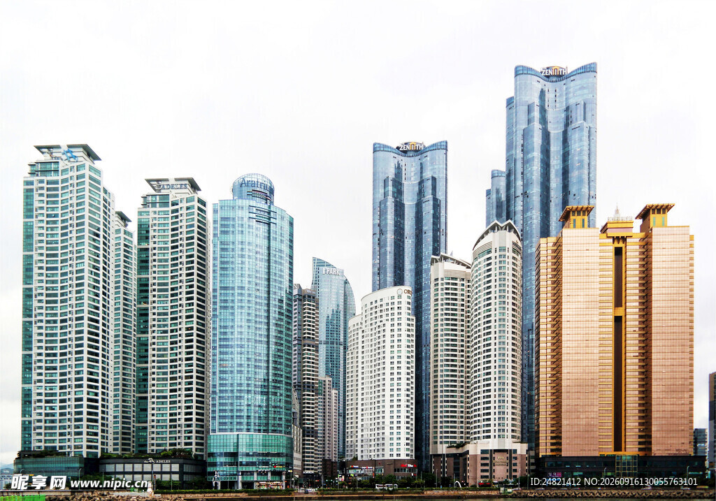 现代都市高楼景观