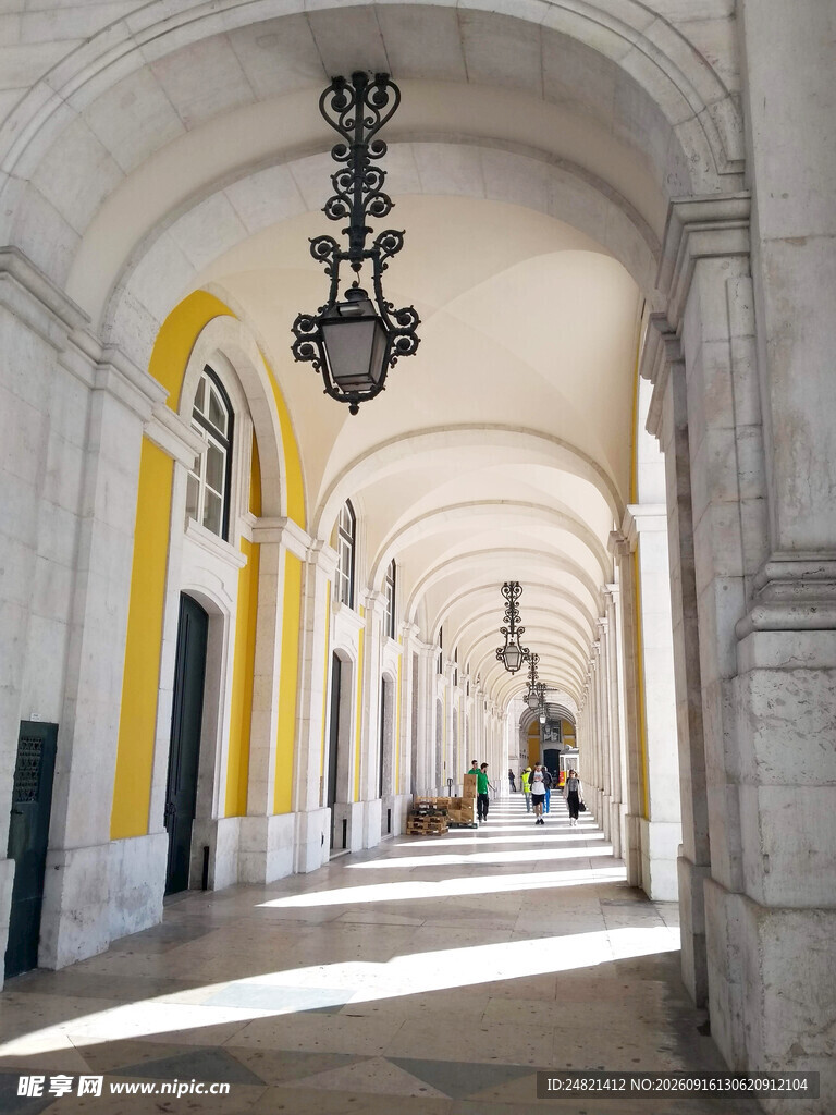 欧式长廊建筑景观