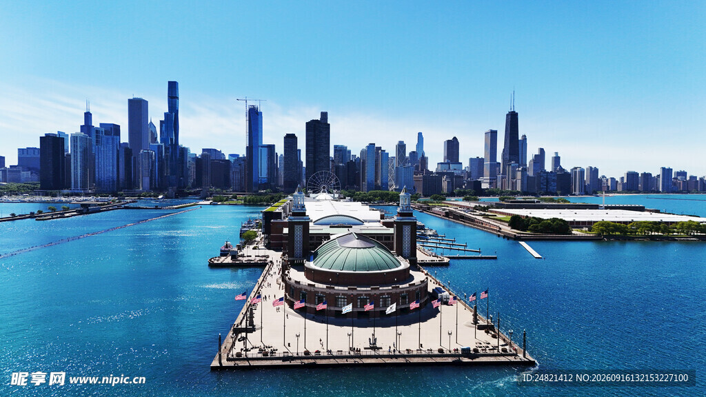 海滨城市壮丽天际线景观