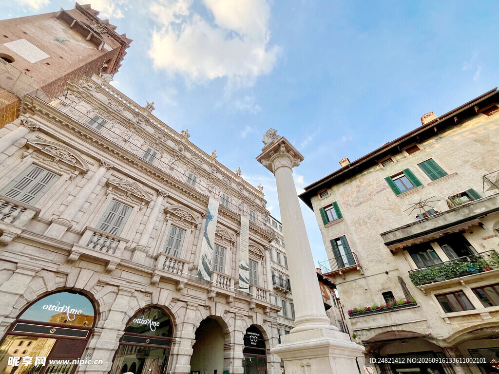 意大利古老建筑街景