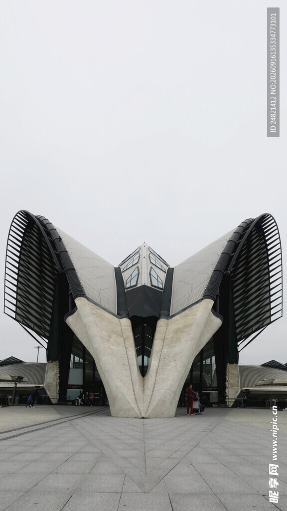 现代风格独特建筑外观