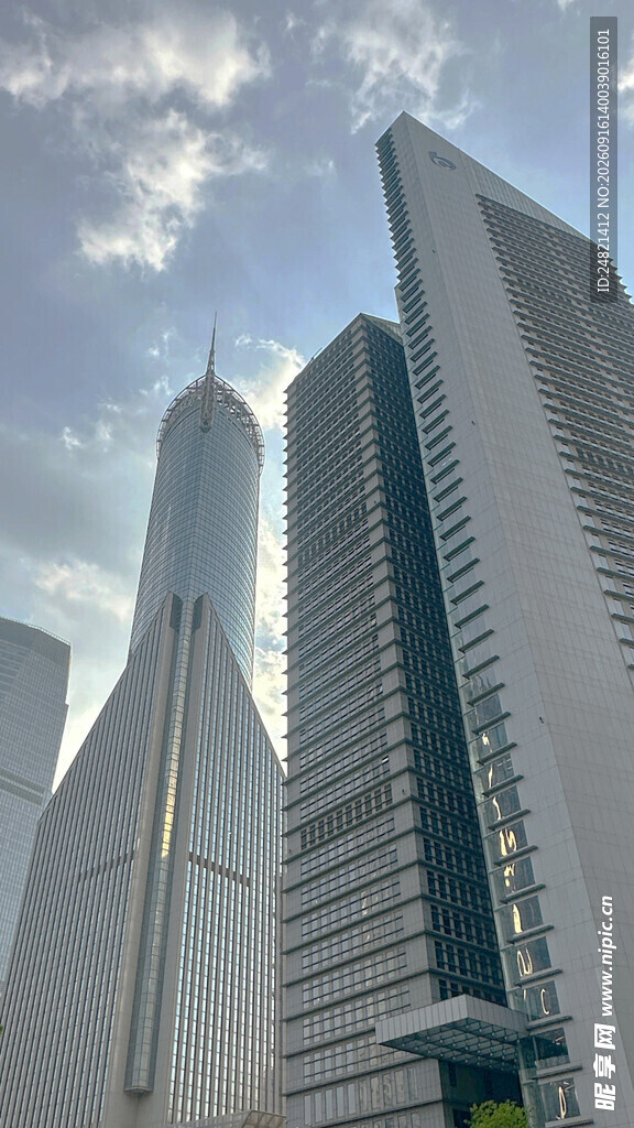 现代摩天大楼城市天际线
