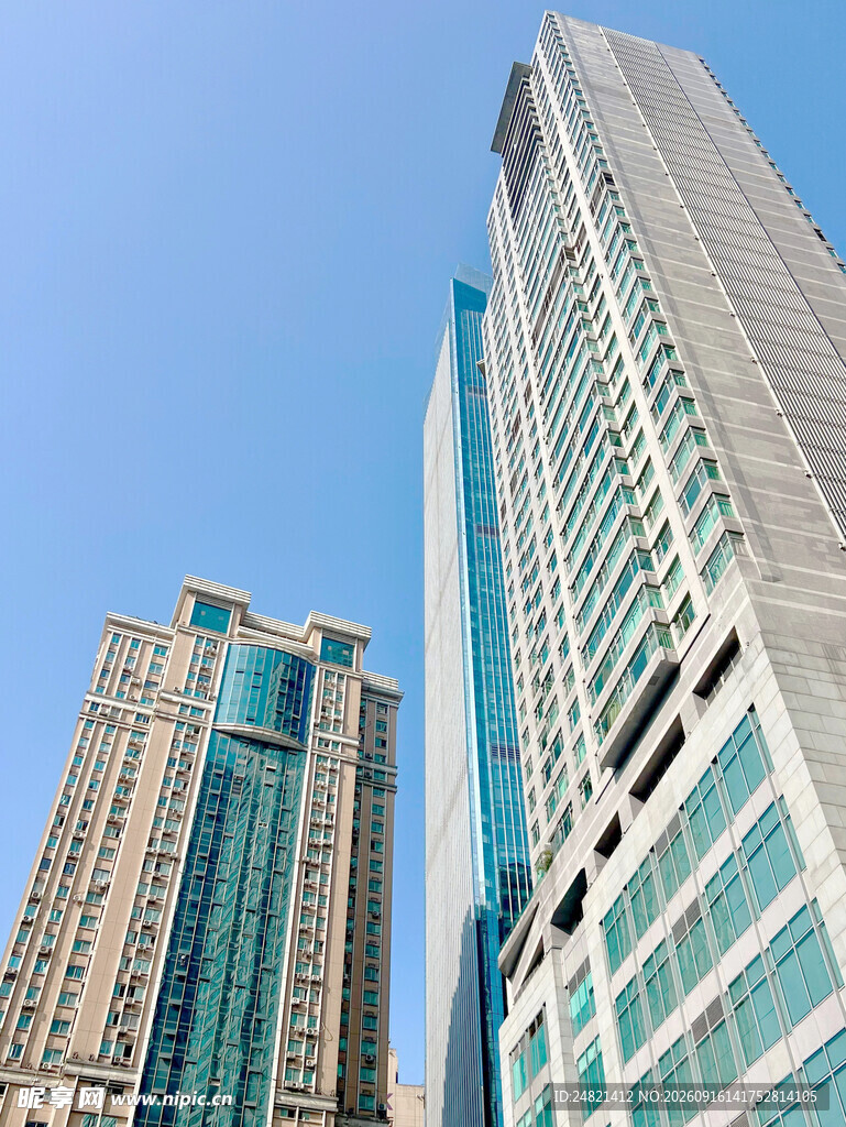 现代摩天大楼城市天际线