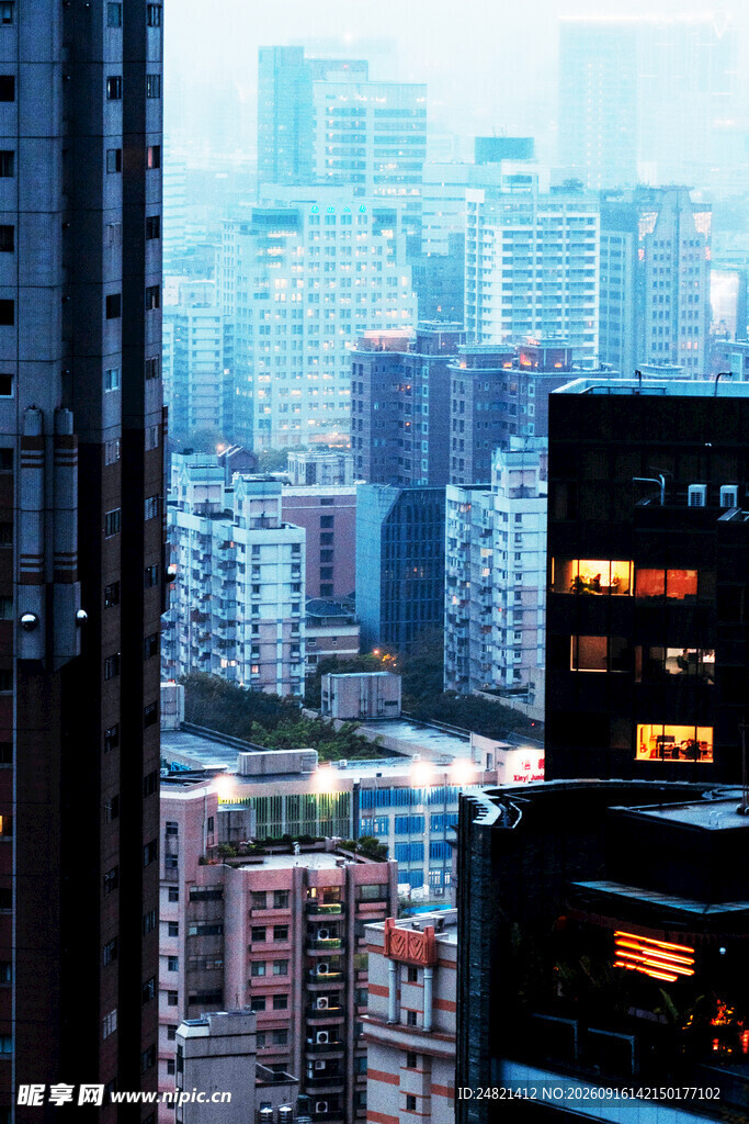 城市高楼景观