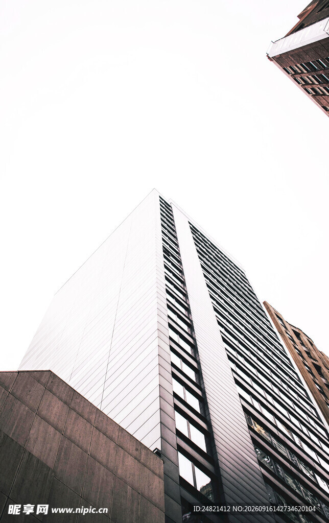都市摩天大楼仰视景观