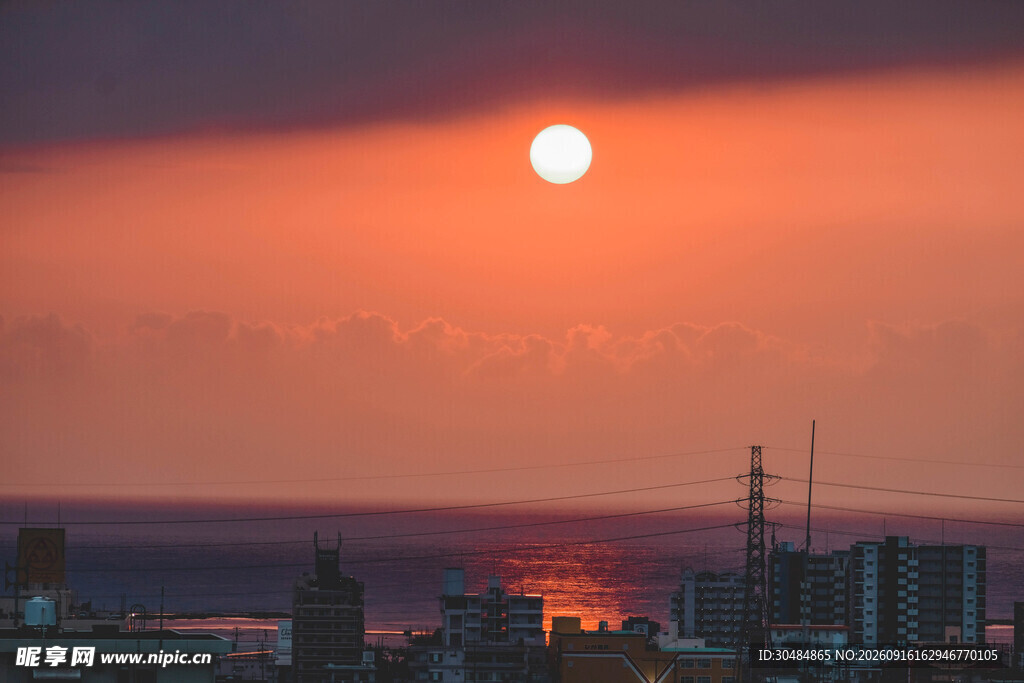 城市日落美景