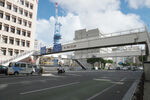 城市道路上的高架桥施工