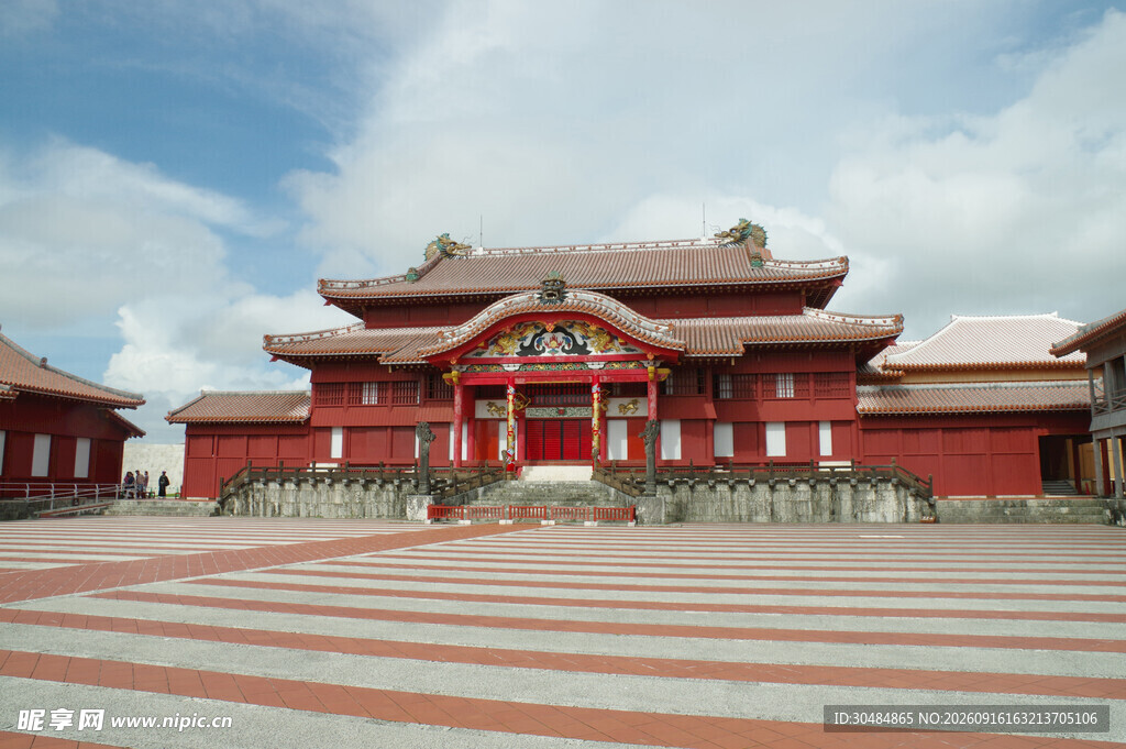 中式红瓦古建筑广场景观