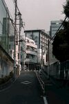 城市中安静的街道景象