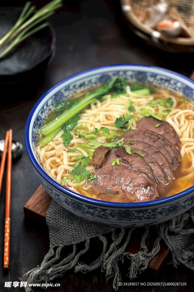 牛肉拉面