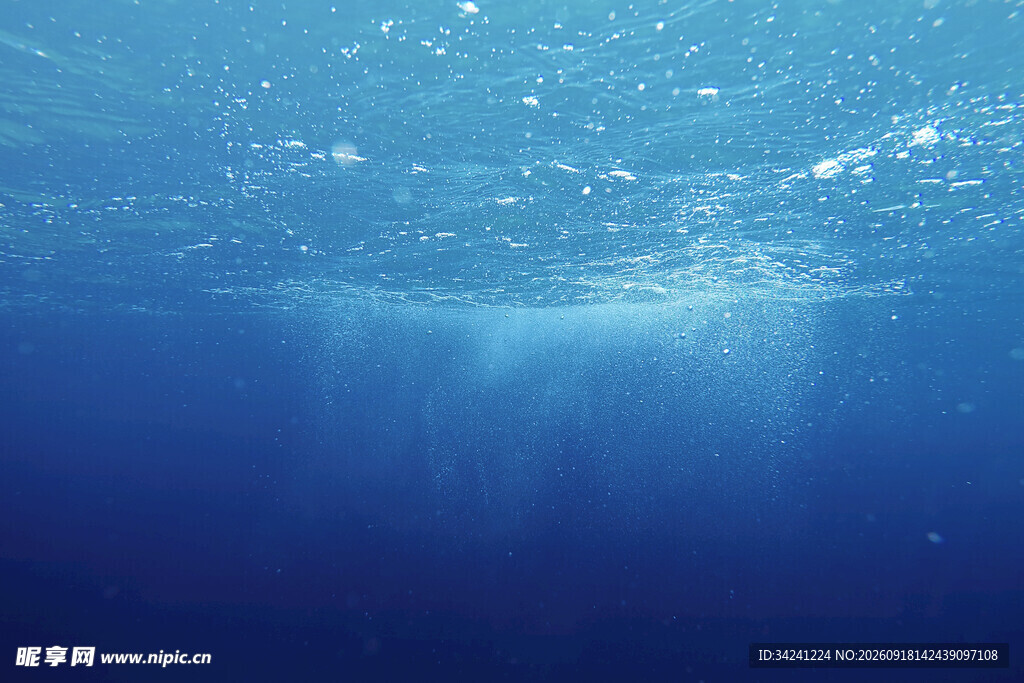 深海蓝色梦幻水下景象