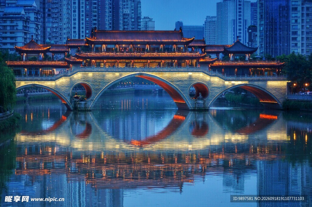 成都安顺廊桥夜景风光
