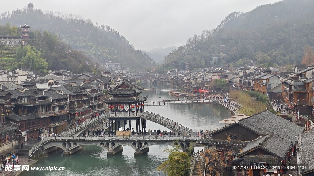 凤凰古城