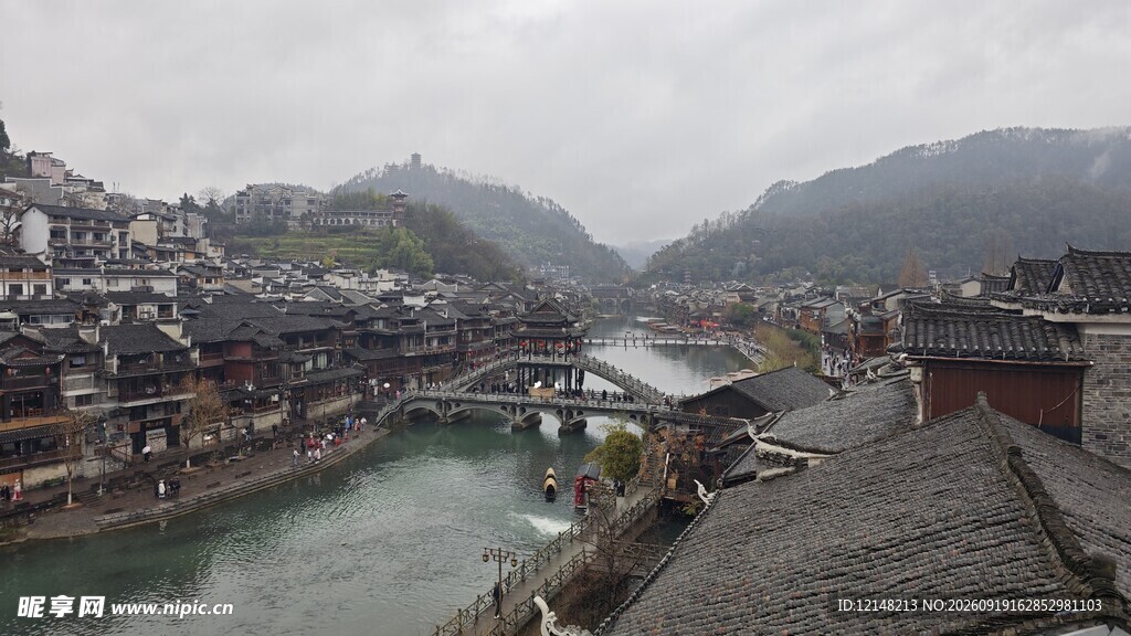 凤凰古城