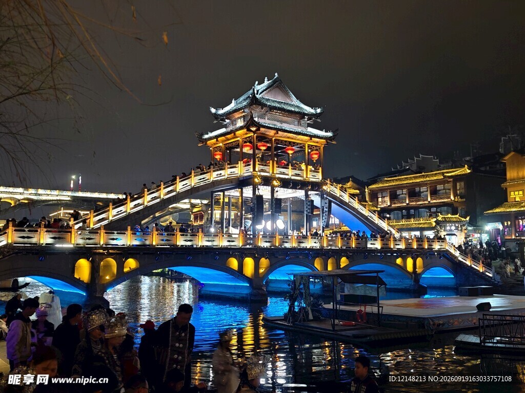 凤凰古城