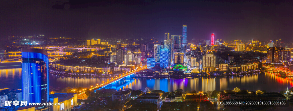 璀璨都市夜景俯瞰