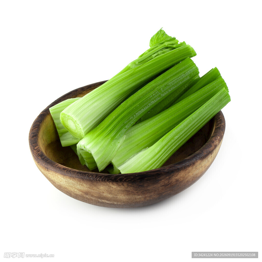 木碗中的鲜嫩芹菜
