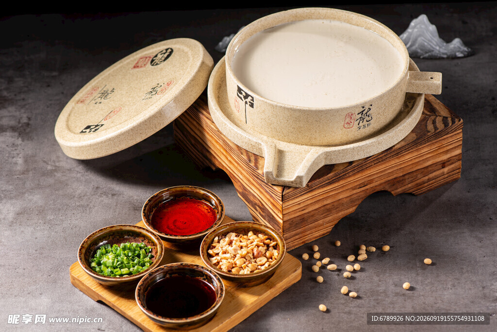 传统石磨豆腐