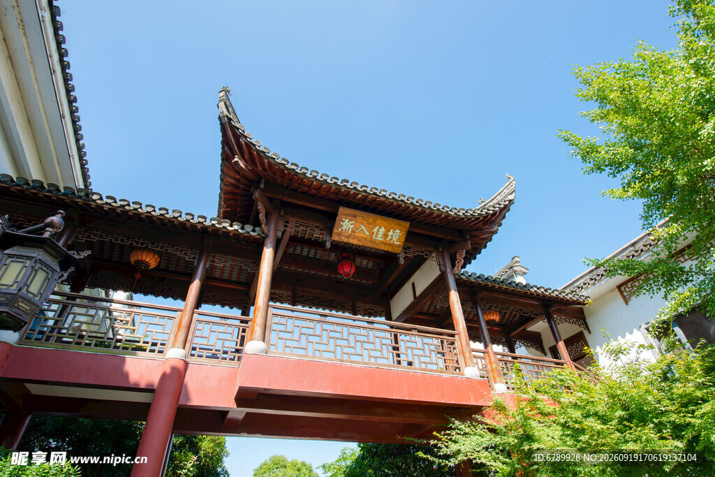 中式廊桥楼阁