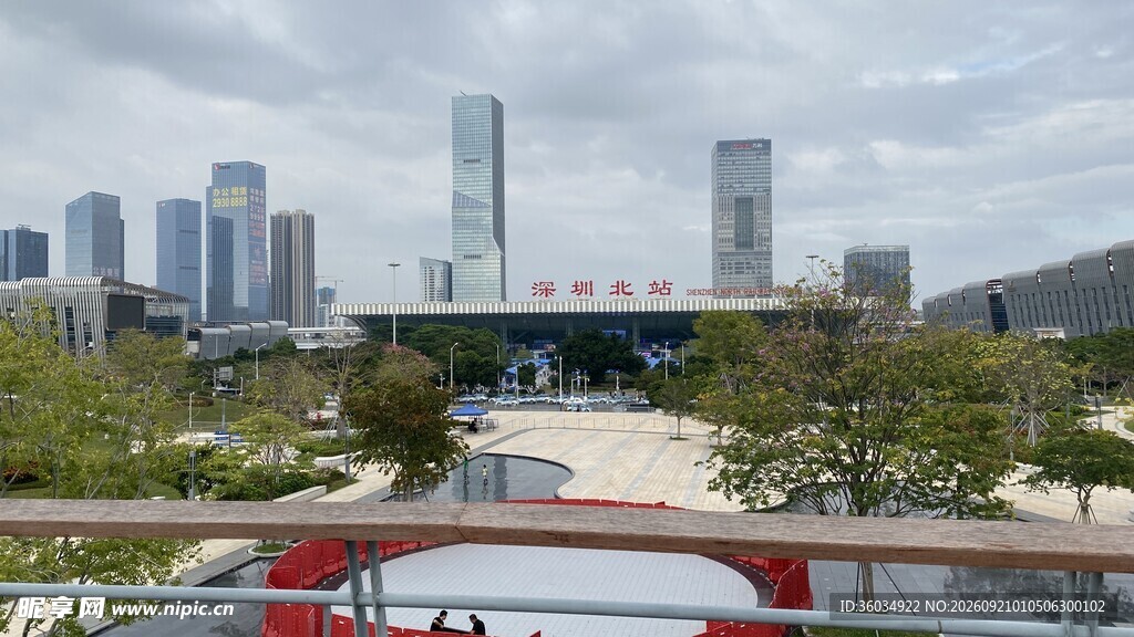 城市景观中的现代建筑