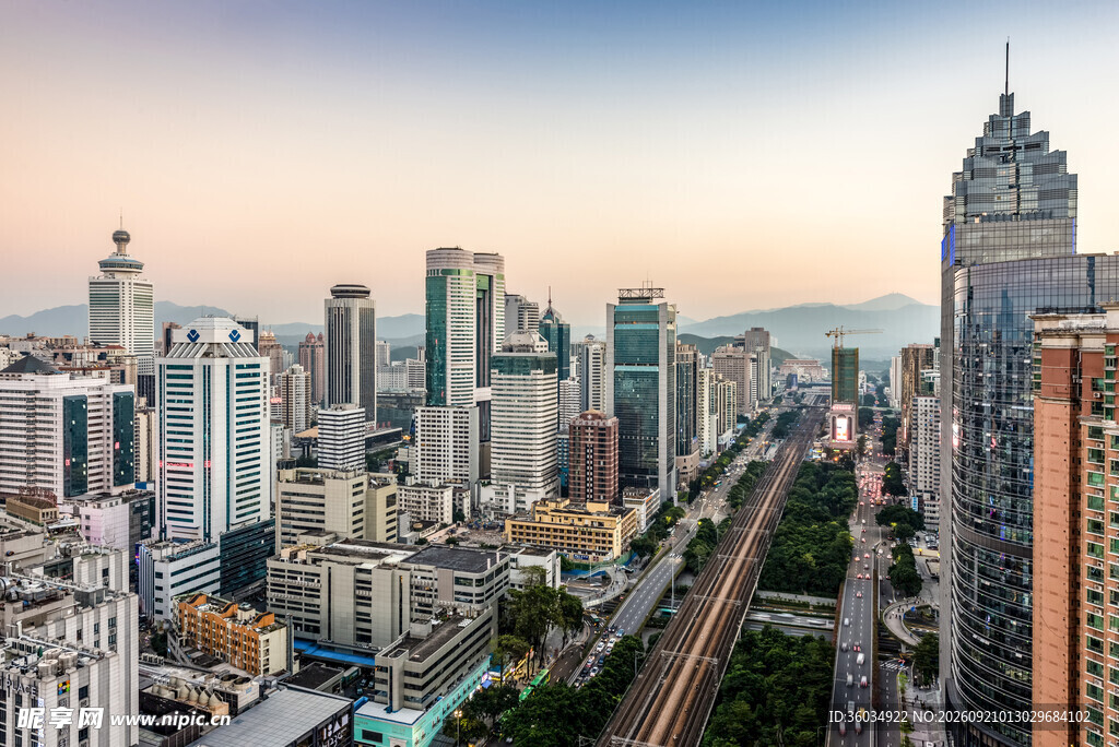 城市天际线高楼林立景观