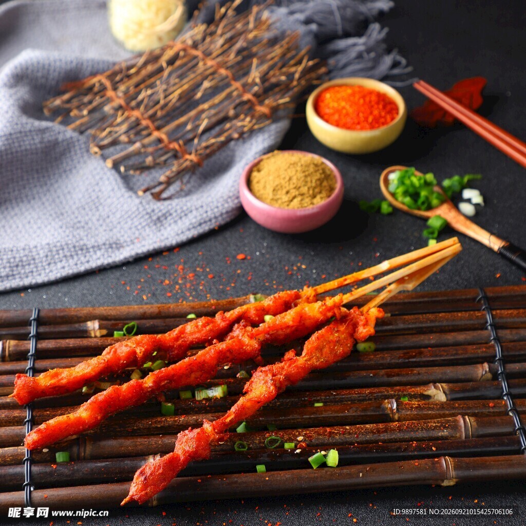 美味烤肉串诱人小食