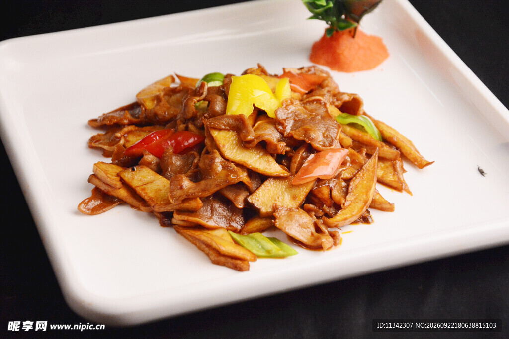 风味菌菇炒肉