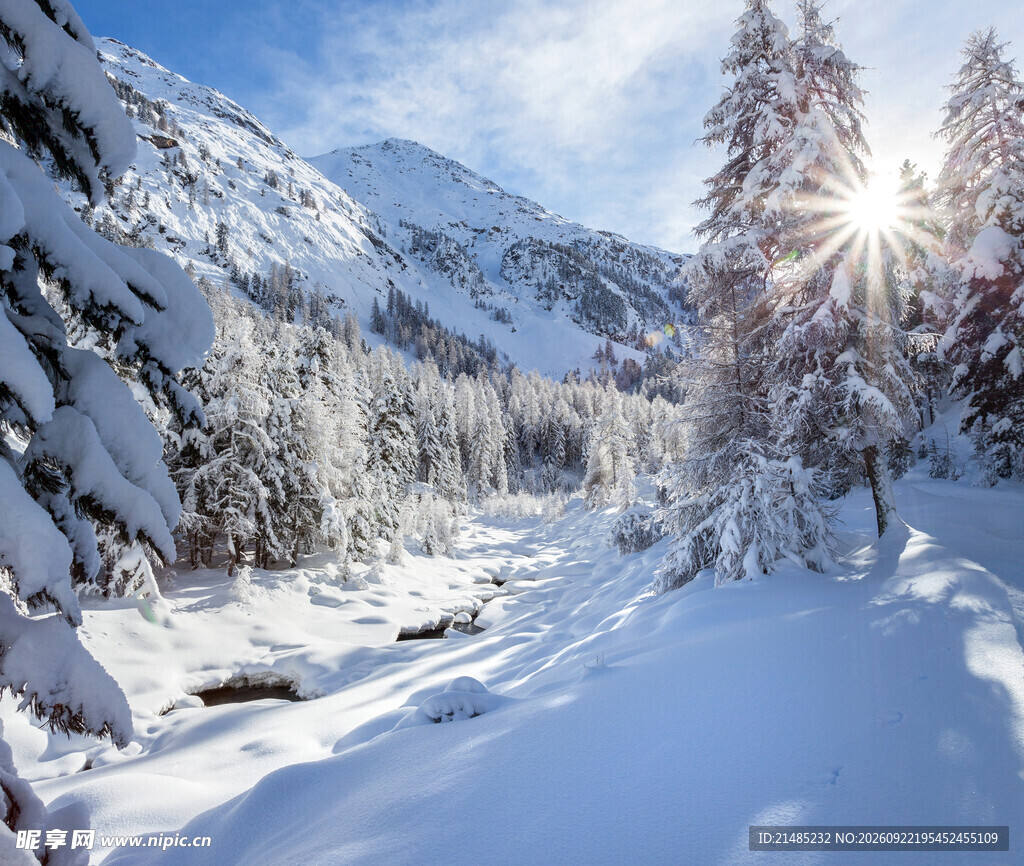 冬日雪山雪景风光
