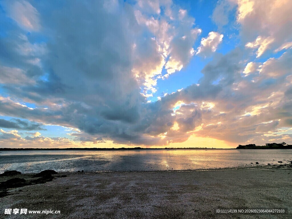 海边日落绝美风光