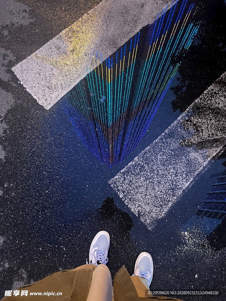 玻璃栈道脚下第一视角