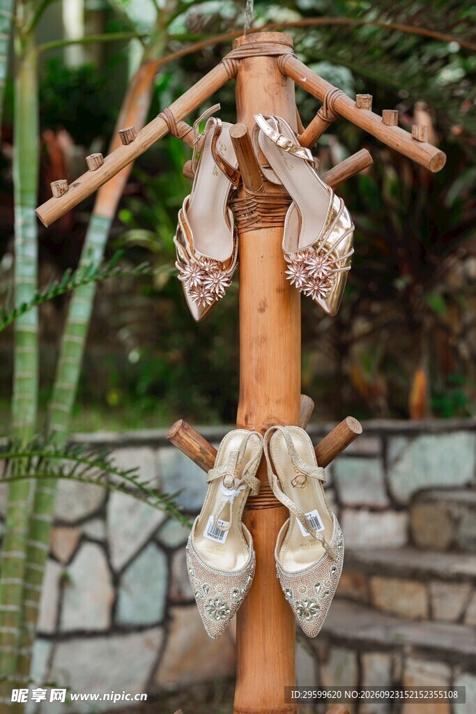 女鞋 