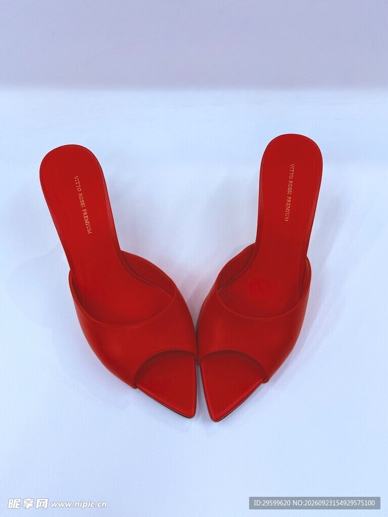 红色双兔造型小摆件