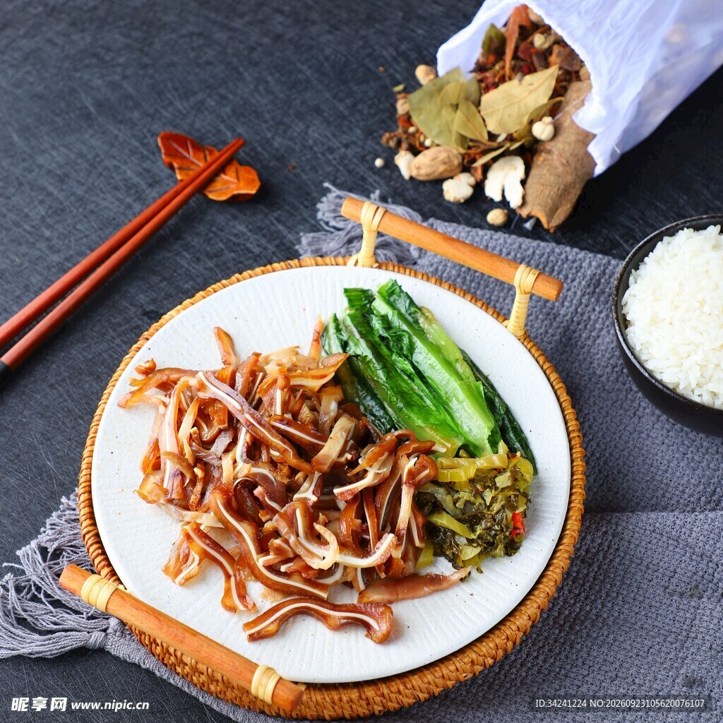 香炒肚丝家常美食