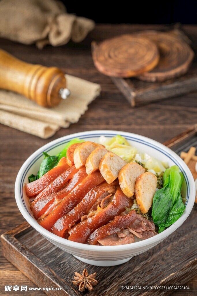 广式腊味双拼饭