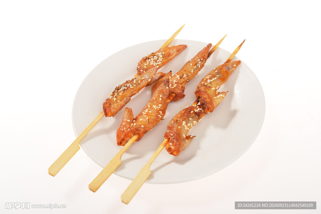 盘中美味烤串