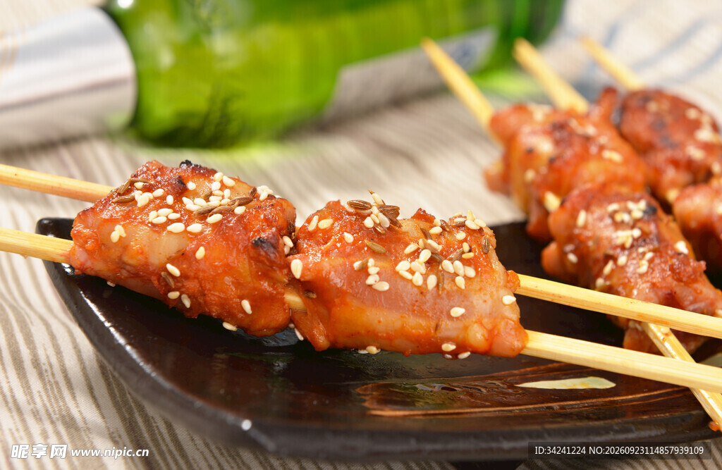 美味芝麻烤肉串