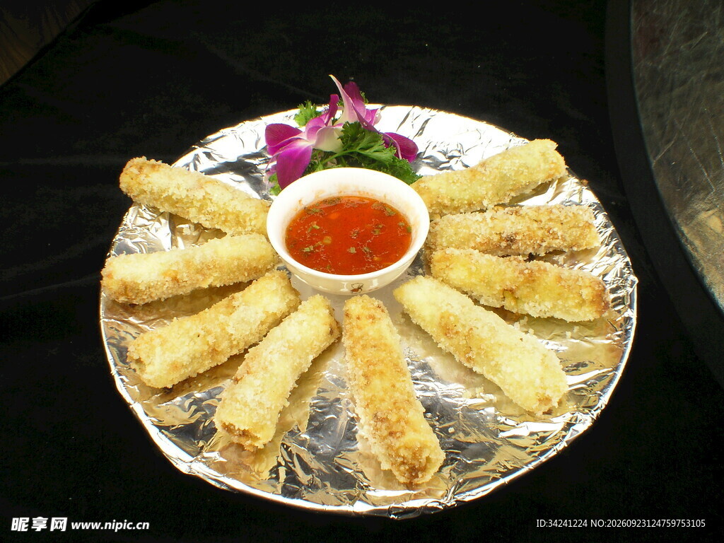 香酥炸春卷美食
