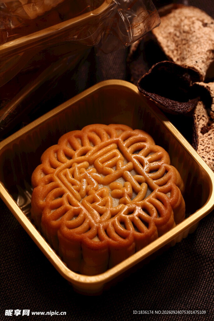 盒装传统中秋月饼