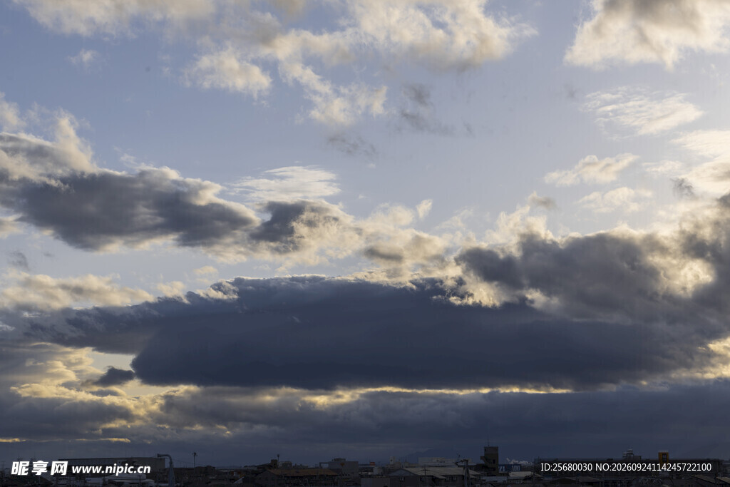 黄昏天空云层风景