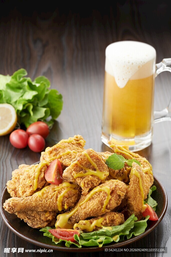 炸鸡配啤酒美食组合