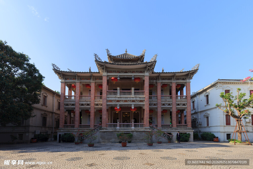 中式传统仿古楼阁