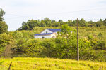 郊野田园小屋风光