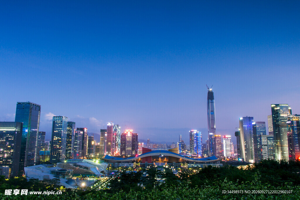 深圳城市黄昏天际线