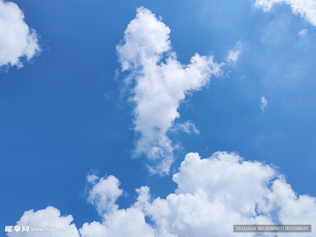 蓝天白云