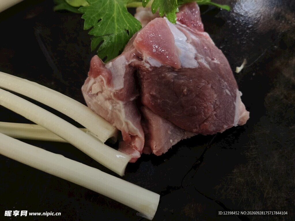 新鲜猪肉