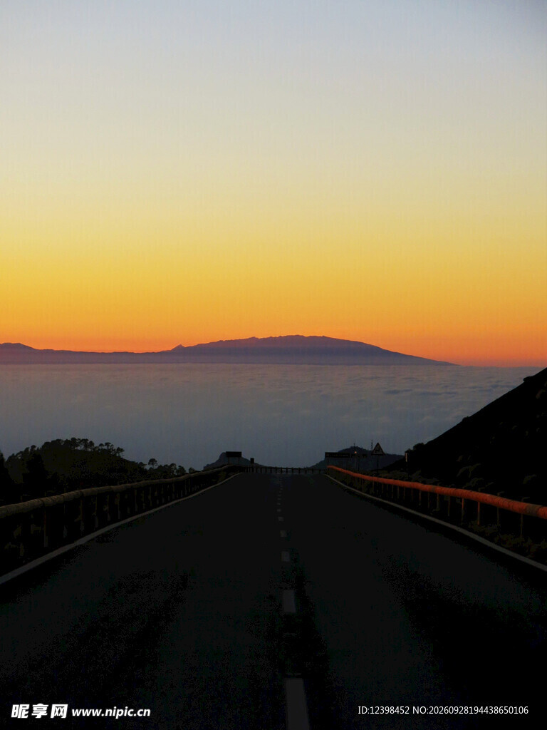 道路